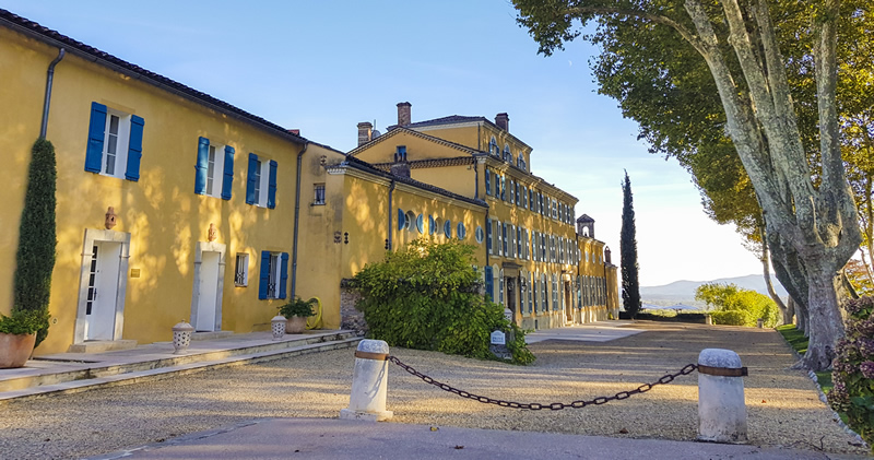 French chateau vineyard